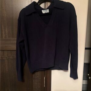 Old Navy Women's Deep Blue V-Neck Sweater